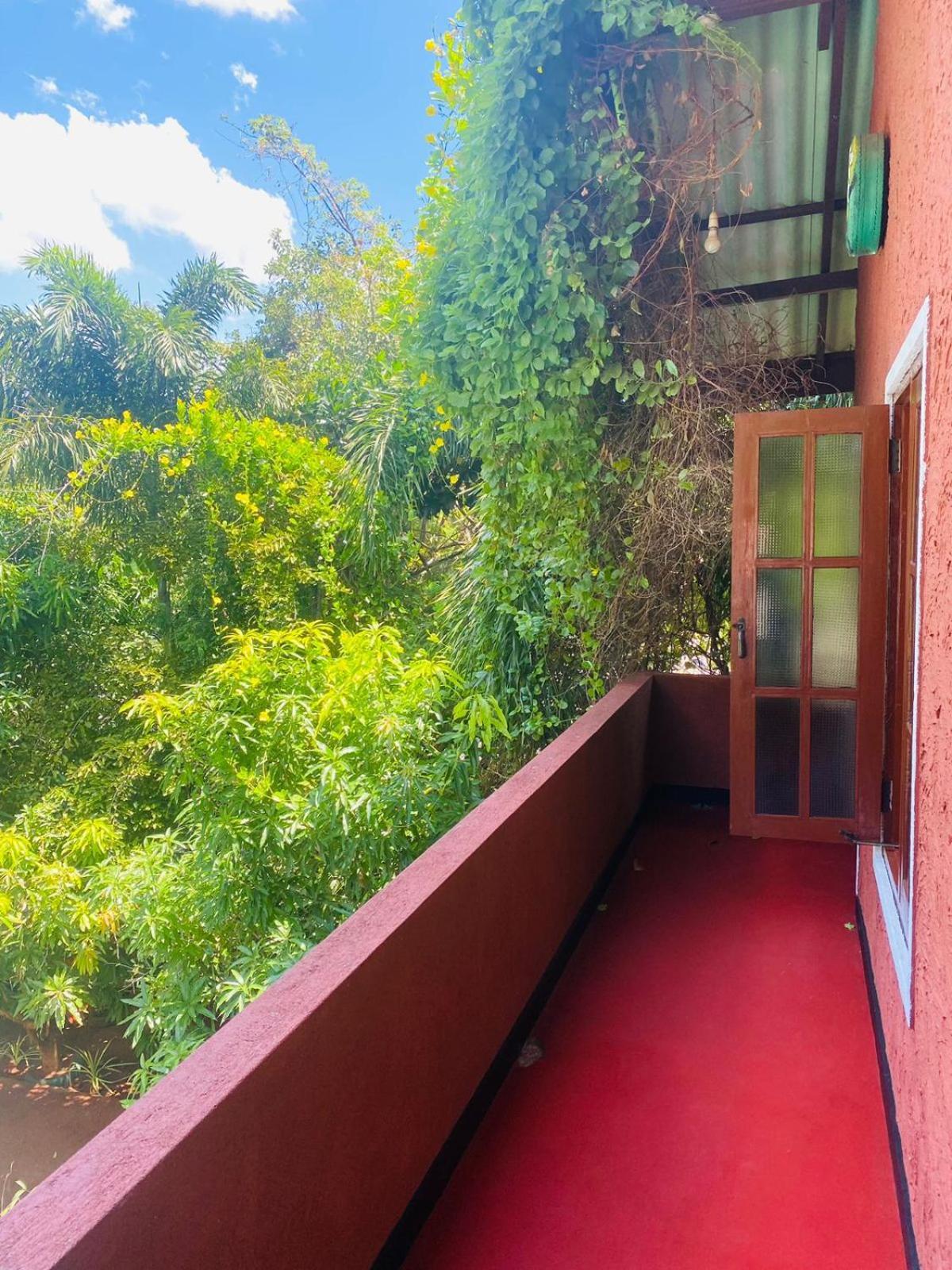 Hotel Hideaway Garage ダンブッラ エクステリア 写真