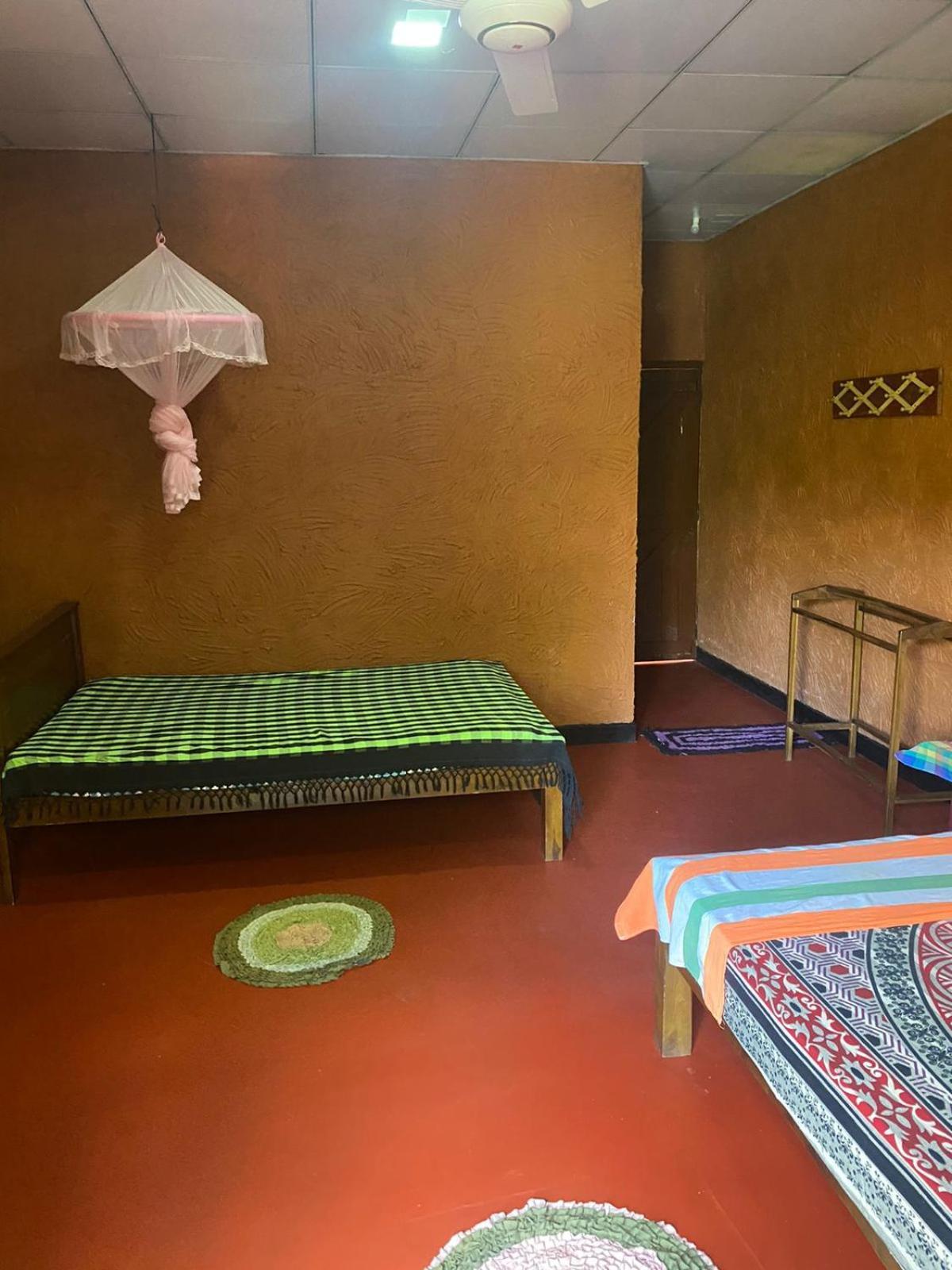 Hotel Hideaway Garage ダンブッラ エクステリア 写真